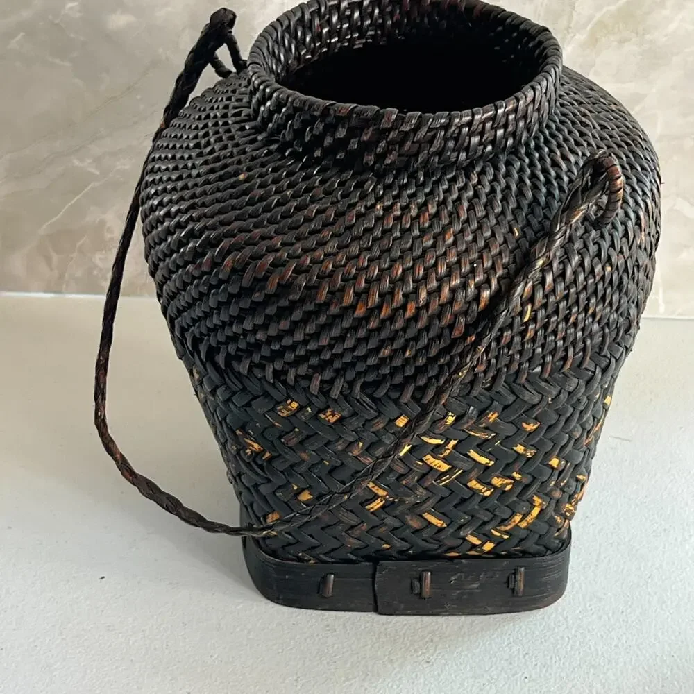 Antique Filipino Ifugo Ulbong Rice Basket 10